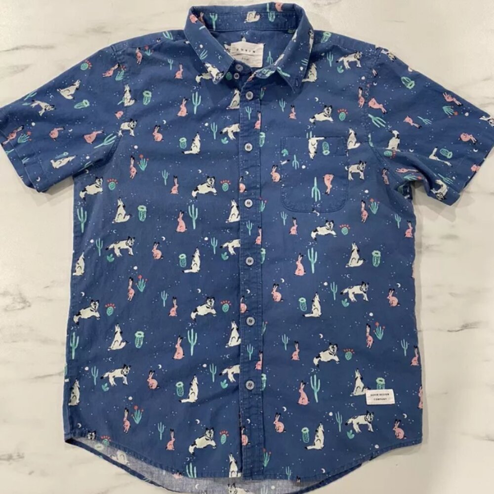 Duvin Casual Short Sleeve Dress Button Shirt Mens Size Large Graphic Rabbit Wolf